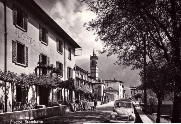 Piazza Brembana