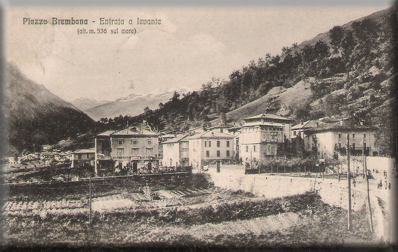 Piazza Brembana